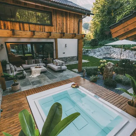Alpi - Private & Living *